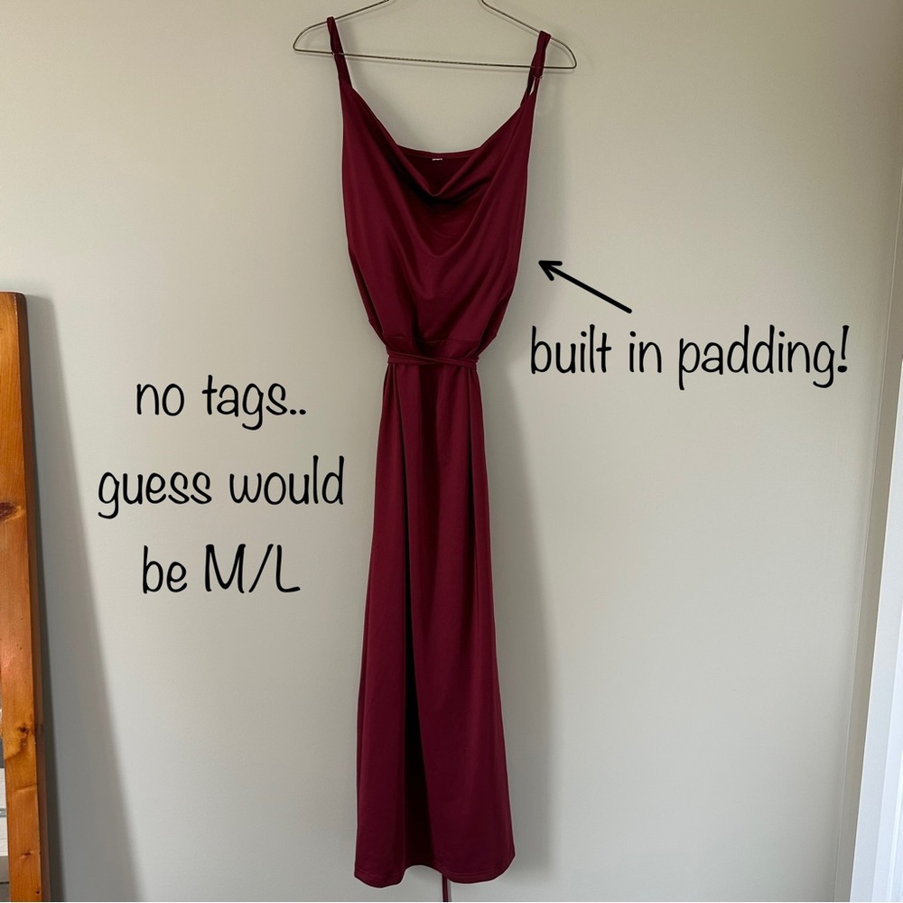 Elegant Burgundy Sleeveless Dress